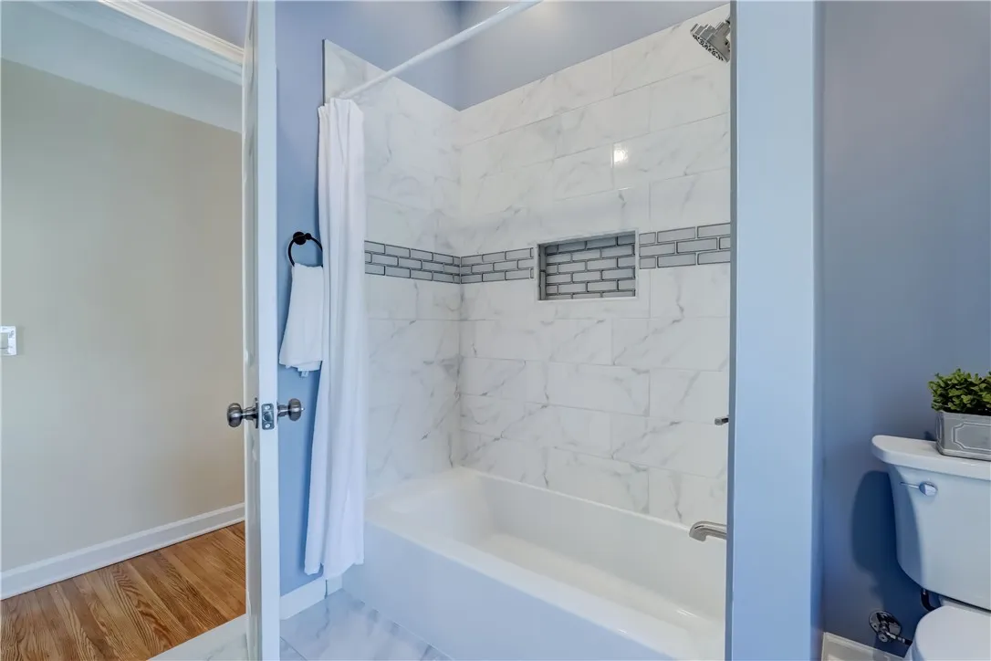 239 West Hickory Street, East Rochester, New York, East Rochester, New York 14445, 3 Bedrooms Bedrooms, 6 Rooms Rooms,1 BathroomBathrooms,Residential,Closed,239 West Hickory Street, East Rochester, New York ,0,R1630131