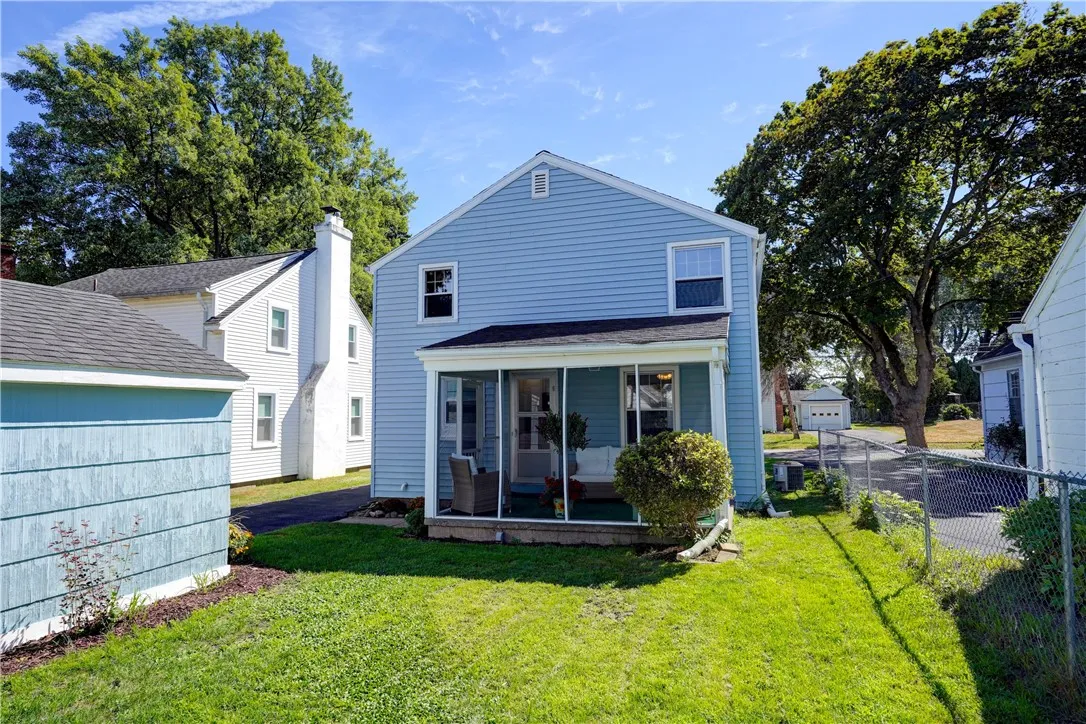 239 West Hickory Street, East Rochester, New York, East Rochester, New York 14445, 3 Bedrooms Bedrooms, 6 Rooms Rooms,1 BathroomBathrooms,Residential,Closed,239 West Hickory Street, East Rochester, New York ,0,R1630131