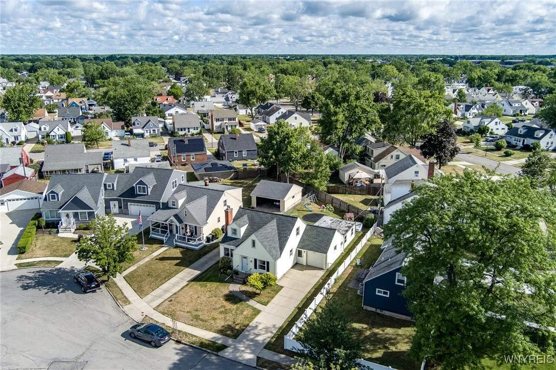272 Rochelle Park, Tonawanda, New York 14150, Tonawanda, New York 14150, 3 Bedrooms Bedrooms, 6 Rooms Rooms,2 BathroomsBathrooms,Residential,Closed,272 Rochelle Park, Tonawanda, New York 14150,0,B1631626