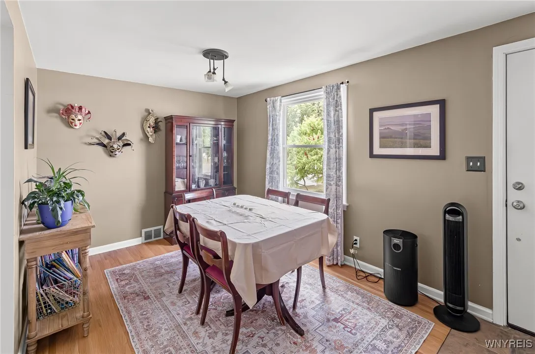 272 Rochelle Park, Tonawanda, New York 14150, Tonawanda, New York 14150, 3 Bedrooms Bedrooms, 6 Rooms Rooms,2 BathroomsBathrooms,Residential,Closed,272 Rochelle Park, Tonawanda, New York 14150,0,B1631626