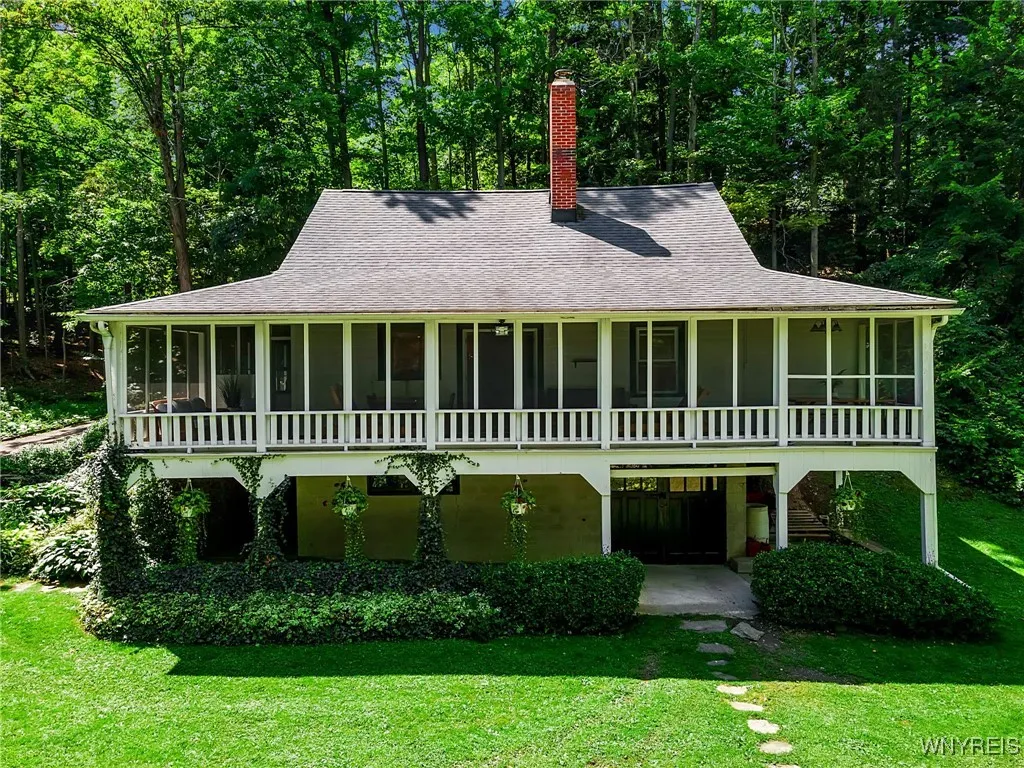 849 Urf Road, Bennington, New York 14037, Bennington, New York 14037, 3 Bedrooms Bedrooms, 8 Rooms Rooms,1 BathroomBathrooms,Residential,Closed,849 Urf Road, Bennington, New York 14037,0,B1631668