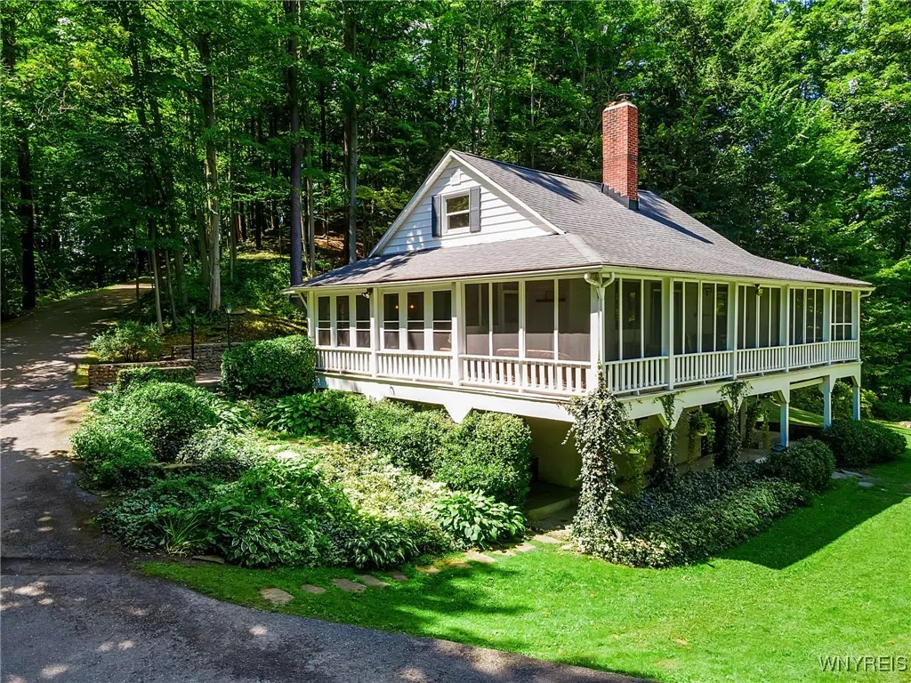 849 Urf Road, Bennington, New York 14037, Bennington, New York 14037, 3 Bedrooms Bedrooms, 8 Rooms Rooms,1 BathroomBathrooms,Residential,Closed,849 Urf Road, Bennington, New York 14037,0,B1631668