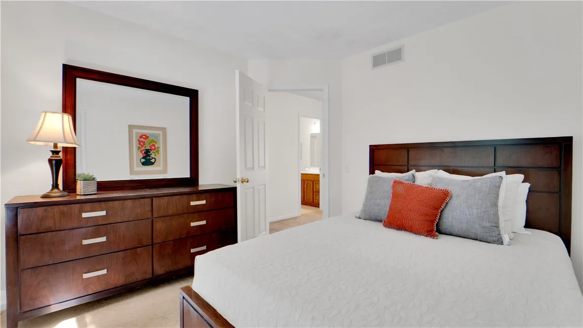 15 Langston Pt, Henrietta, New York 14534, Pittsford, New York 14534, 4 Bedrooms Bedrooms, 9 Rooms Rooms,2 BathroomsBathrooms,Residential,Closed,15 Langston Pt, Henrietta, New York 14534,0,R1619481