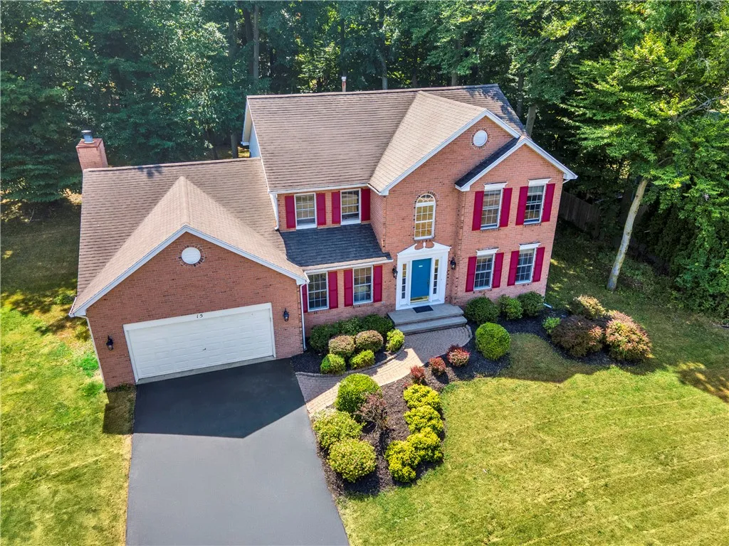 15 Langston Pt, Henrietta, New York 14534, Pittsford, New York 14534, 4 Bedrooms Bedrooms, 9 Rooms Rooms,2 BathroomsBathrooms,Residential,Closed,15 Langston Pt, Henrietta, New York 14534,0,R1619481