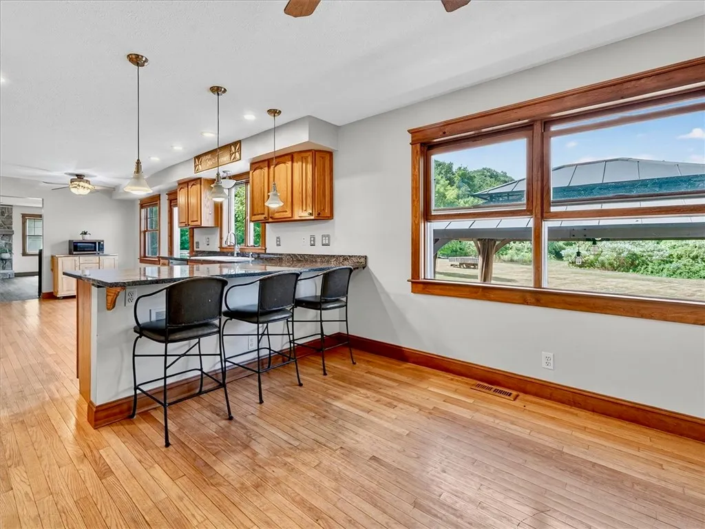 Dining room area looking into the kitchen