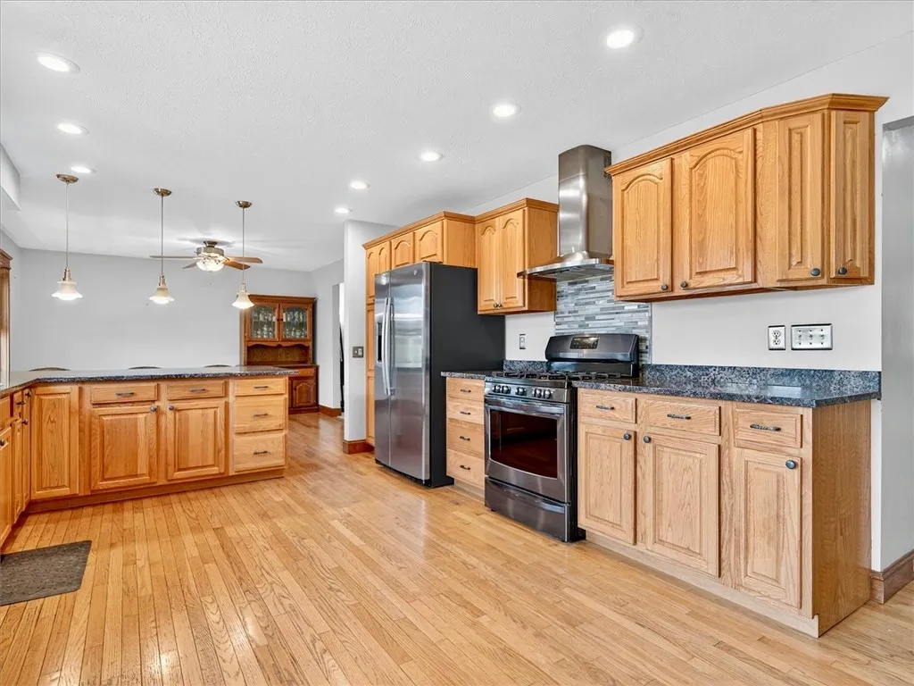 7169 Bear Swamp Road, Williamson, New York 14589, Williamson, New York 14589, 6 Bedrooms Bedrooms, 10 Rooms Rooms,2 BathroomsBathrooms,Residential,Closed,7169 Bear Swamp Road, Williamson, New York 14589,0,R1631902