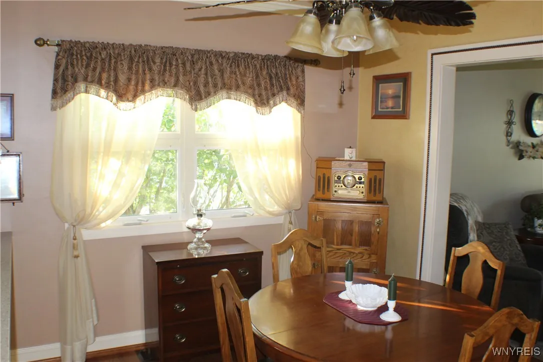 2779 Cloverbank Road, Hamburg, New York 14075, Hamburg, New York 14075, 2 Bedrooms Bedrooms, 5 Rooms Rooms,1 BathroomBathrooms,Residential,For Sale,2779 Cloverbank Road, Hamburg, New York 14075,0,B1631889