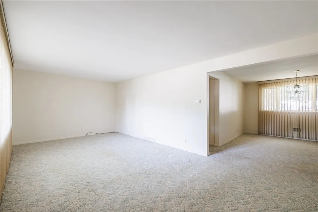 43 Moroa Dr, Irondequoit, New York 14622, Irondequoit, New York 14622, 3 Bedrooms Bedrooms, 6 Rooms Rooms,1 BathroomBathrooms,Residential,Closed,43 Moroa Dr, Irondequoit, New York 14622,0,R1630612