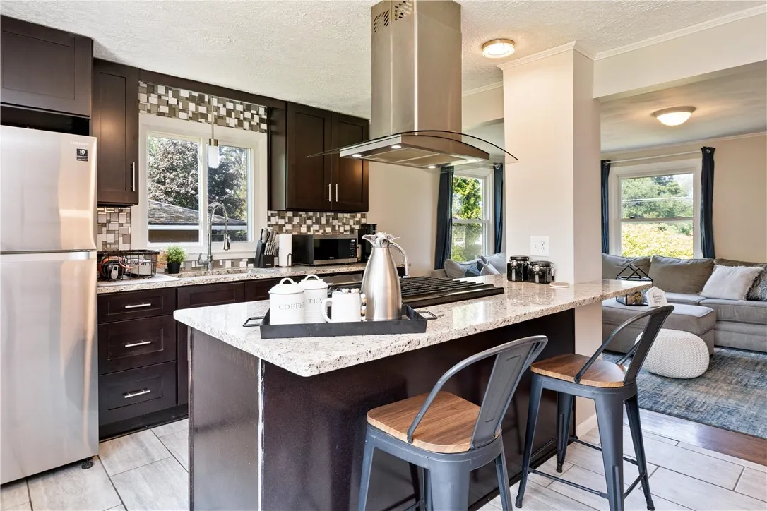 1683 Plank Road, Penfield, New York 14580, Penfield, New York 14580, 4 Bedrooms Bedrooms, 8 Rooms Rooms,2 BathroomsBathrooms,Residential,Closed,1683 Plank Road, Penfield, New York 14580,0,R1631754