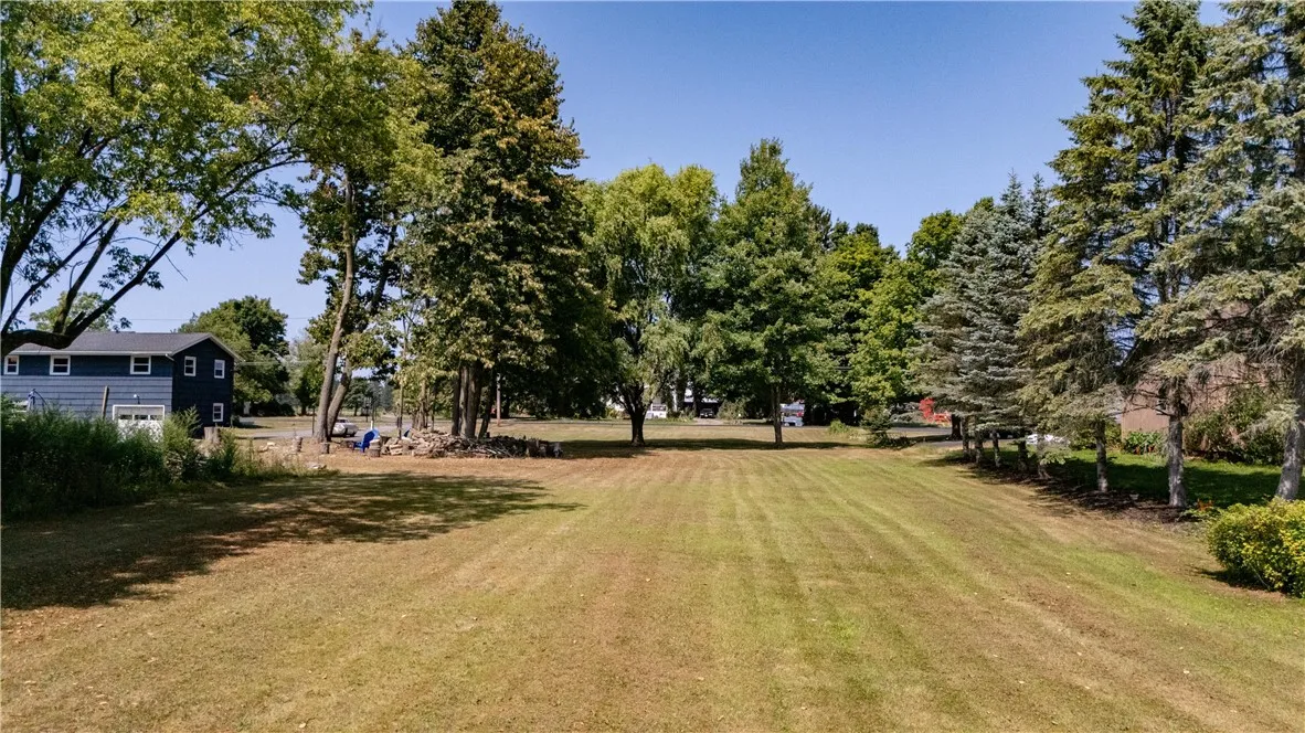 1683 Plank Road, Penfield, New York 14580, Penfield, New York 14580, 4 Bedrooms Bedrooms, 8 Rooms Rooms,2 BathroomsBathrooms,Residential,Closed,1683 Plank Road, Penfield, New York 14580,0,R1631754