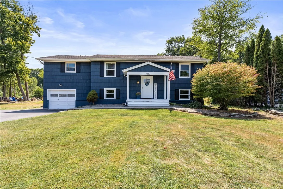 1683 Plank Road, Penfield, New York 14580, Penfield, New York 14580, 4 Bedrooms Bedrooms, 8 Rooms Rooms,2 BathroomsBathrooms,Residential,Closed,1683 Plank Road, Penfield, New York 14580,0,R1631754