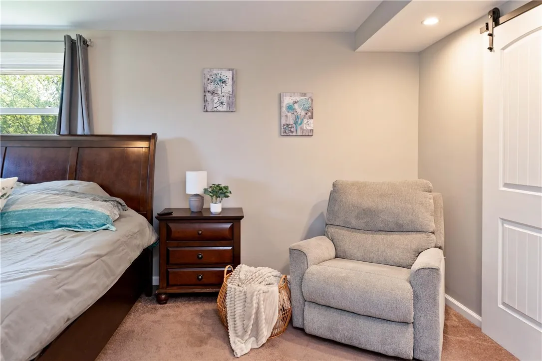 1683 Plank Road, Penfield, New York 14580, Penfield, New York 14580, 4 Bedrooms Bedrooms, 8 Rooms Rooms,2 BathroomsBathrooms,Residential,Closed,1683 Plank Road, Penfield, New York 14580,0,R1631754