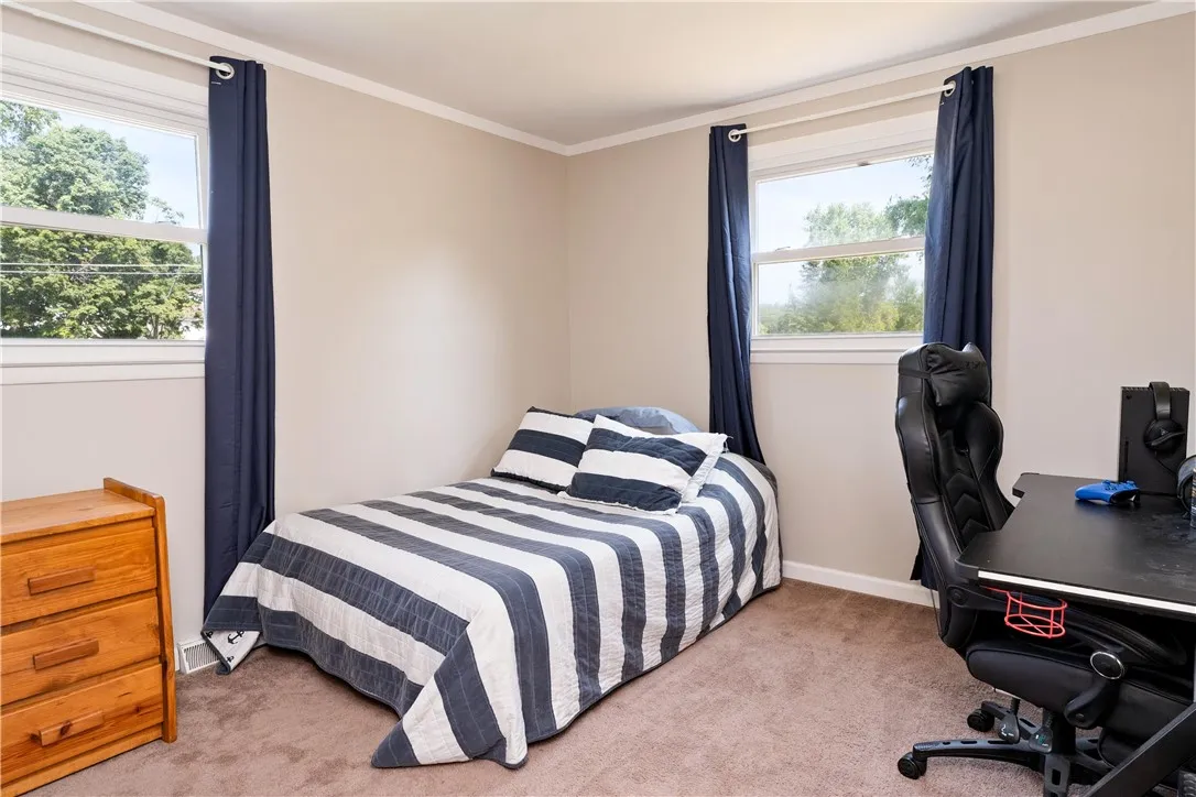 1683 Plank Road, Penfield, New York 14580, Penfield, New York 14580, 4 Bedrooms Bedrooms, 8 Rooms Rooms,2 BathroomsBathrooms,Residential,Closed,1683 Plank Road, Penfield, New York 14580,0,R1631754