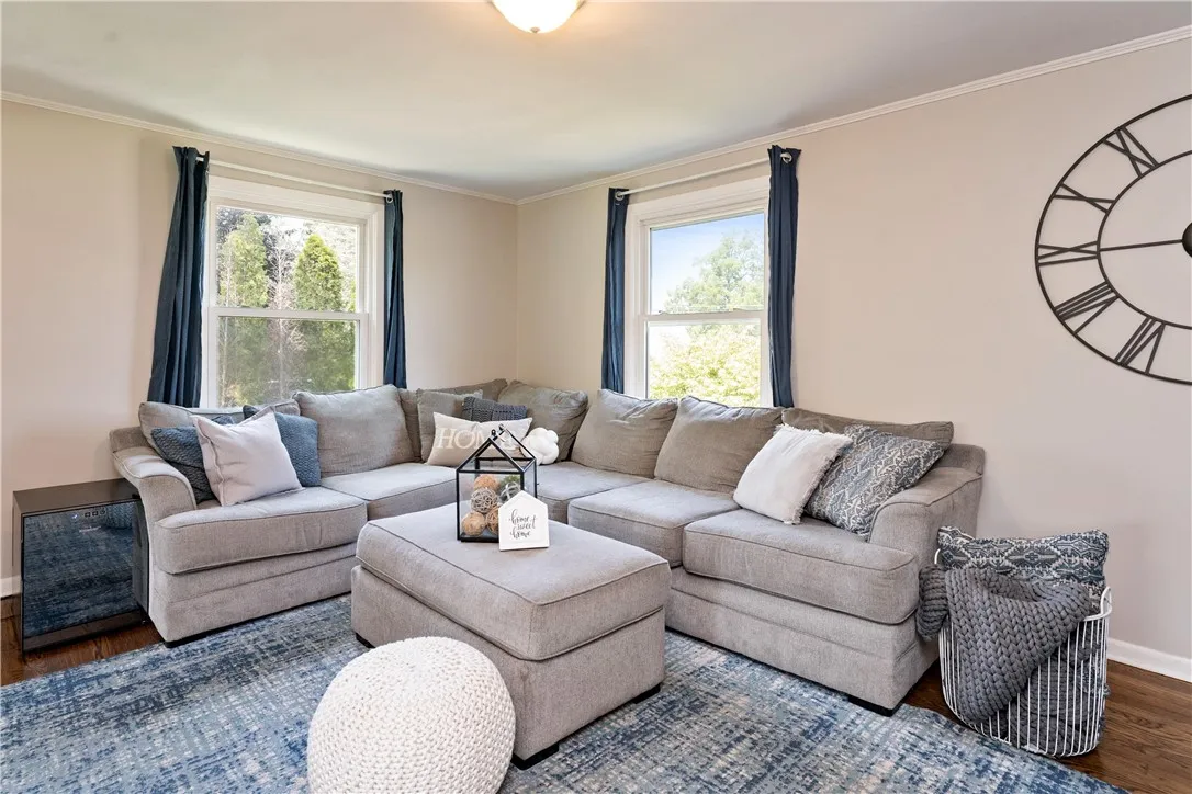 1683 Plank Road, Penfield, New York 14580, Penfield, New York 14580, 4 Bedrooms Bedrooms, 8 Rooms Rooms,2 BathroomsBathrooms,Residential,Closed,1683 Plank Road, Penfield, New York 14580,0,R1631754