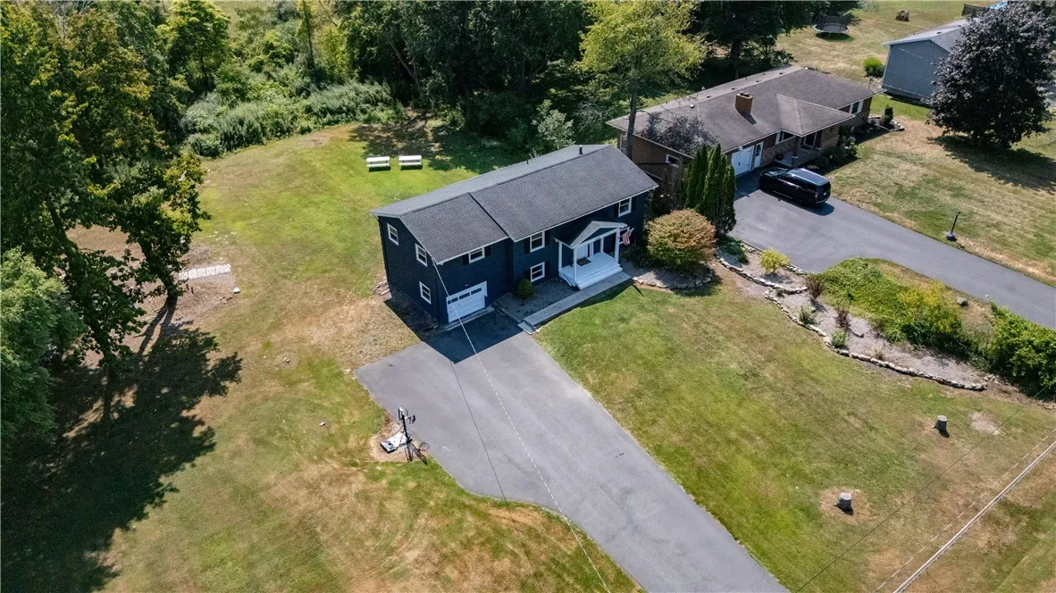 1683 Plank Road, Penfield, New York 14580, Penfield, New York 14580, 4 Bedrooms Bedrooms, 8 Rooms Rooms,2 BathroomsBathrooms,Residential,Closed,1683 Plank Road, Penfield, New York 14580,0,R1631754