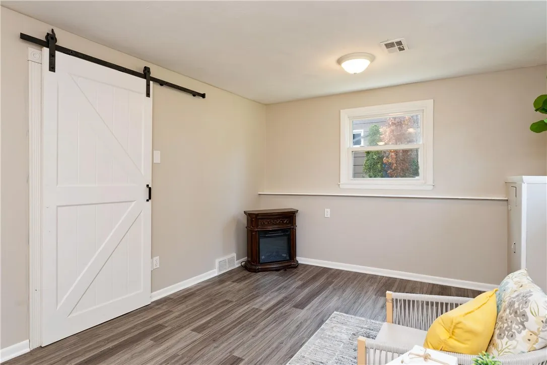 1683 Plank Road, Penfield, New York 14580, Penfield, New York 14580, 4 Bedrooms Bedrooms, 8 Rooms Rooms,2 BathroomsBathrooms,Residential,Closed,1683 Plank Road, Penfield, New York 14580,0,R1631754