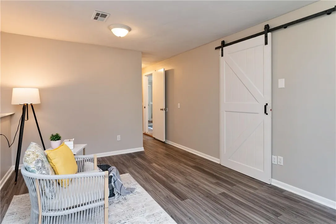 1683 Plank Road, Penfield, New York 14580, Penfield, New York 14580, 4 Bedrooms Bedrooms, 8 Rooms Rooms,2 BathroomsBathrooms,Residential,Closed,1683 Plank Road, Penfield, New York 14580,0,R1631754