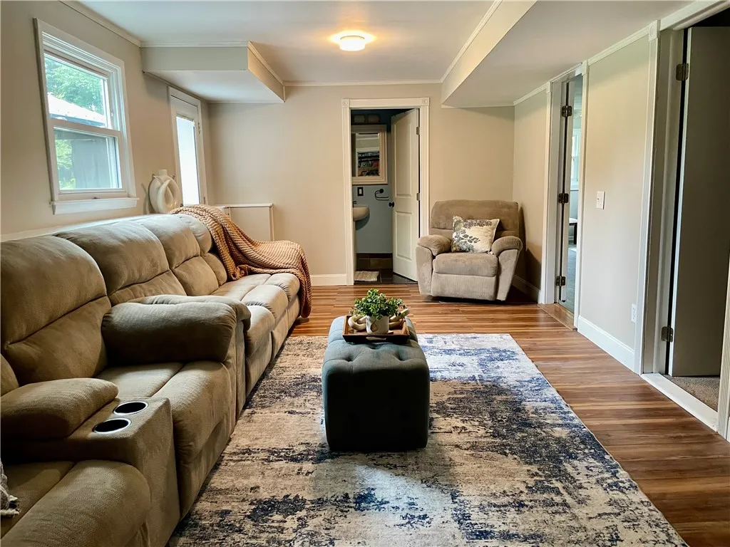 1683 Plank Road, Penfield, New York 14580, Penfield, New York 14580, 4 Bedrooms Bedrooms, 8 Rooms Rooms,2 BathroomsBathrooms,Residential,Closed,1683 Plank Road, Penfield, New York 14580,0,R1631754