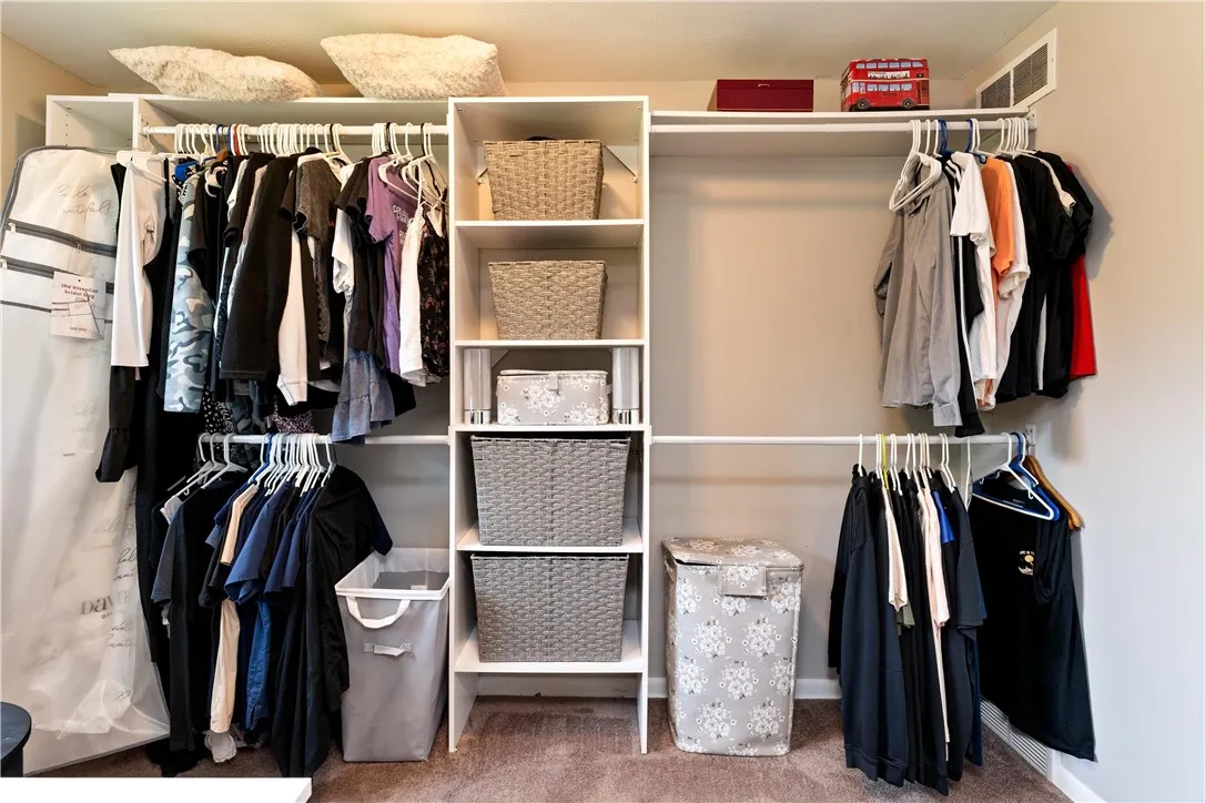 1683 Plank Road, Penfield, New York 14580, Penfield, New York 14580, 4 Bedrooms Bedrooms, 8 Rooms Rooms,2 BathroomsBathrooms,Residential,Closed,1683 Plank Road, Penfield, New York 14580,0,R1631754