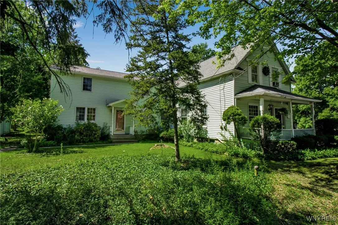 3544 Abbott Road, Hamburg, New York 14127, Hamburg, New York 14127, 6 Bedrooms Bedrooms, ,3 BathroomsBathrooms,Residential,For Sale,3544 Abbott Road, Hamburg, New York 14127,0,B1631940
