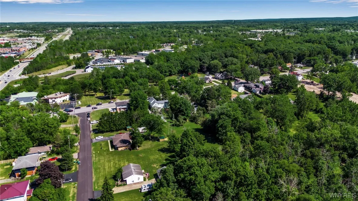 3544 Abbott Road, Hamburg, New York 14127, Hamburg, New York 14127, 6 Bedrooms Bedrooms, ,3 BathroomsBathrooms,Residential,For Sale,3544 Abbott Road, Hamburg, New York 14127,0,B1631940