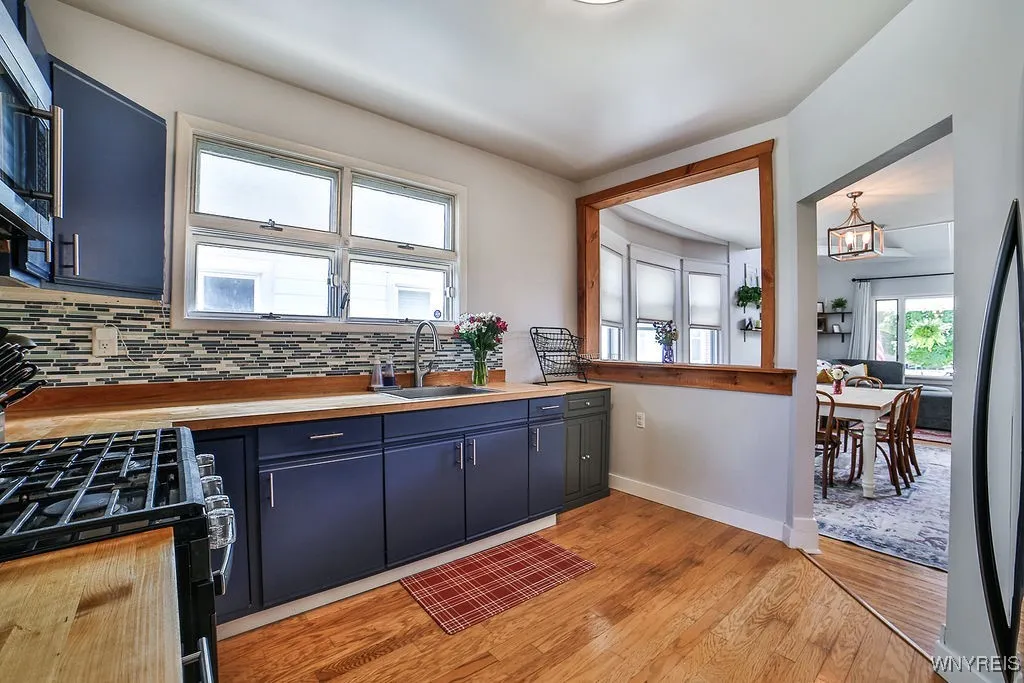 76 Tacoma Avenue, Buffalo, New York 14216, Buffalo, New York 14216, 3 Bedrooms Bedrooms, 6 Rooms Rooms,1 BathroomBathrooms,Residential,For Sale,76 Tacoma Avenue, Buffalo, New York 14216,0,B1631783