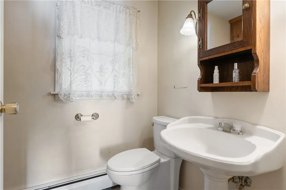 107 East Avenue, Wayland, New York 14572, Wayland, New York 14572, 3 Bedrooms Bedrooms, 5 Rooms Rooms,2 BathroomsBathrooms,Residential,Closed,107 East Avenue, Wayland, New York 14572,0,R1631563