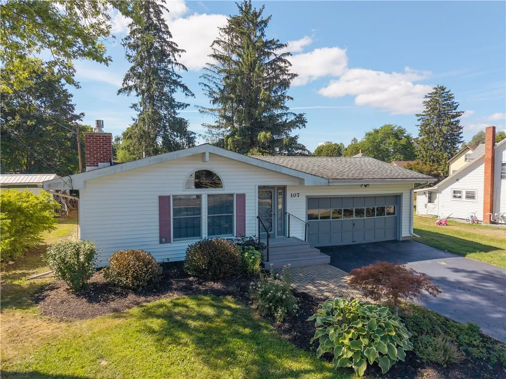 107 East Avenue, Wayland, New York 14572, Wayland, New York 14572, 3 Bedrooms Bedrooms, 5 Rooms Rooms,2 BathroomsBathrooms,Residential,Closed,107 East Avenue, Wayland, New York 14572,0,R1631563