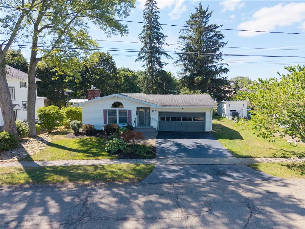 107 East Avenue, Wayland, New York 14572, Wayland, New York 14572, 3 Bedrooms Bedrooms, 5 Rooms Rooms,2 BathroomsBathrooms,Residential,Closed,107 East Avenue, Wayland, New York 14572,0,R1631563