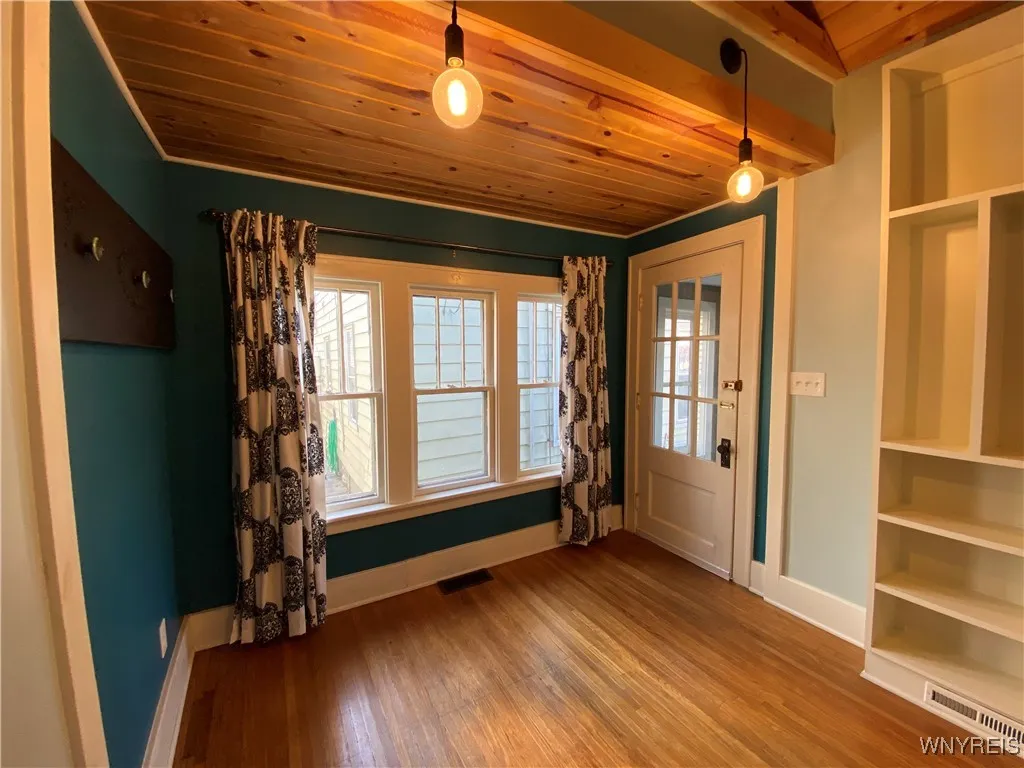 173 Whitney Place, Buffalo, New York 14201, Buffalo, New York 14201, 1 Bedroom Bedrooms, 3 Rooms Rooms,1 BathroomBathrooms,Residential Lease,For Rent,173 Whitney Place, Buffalo, New York 14201,B1631993