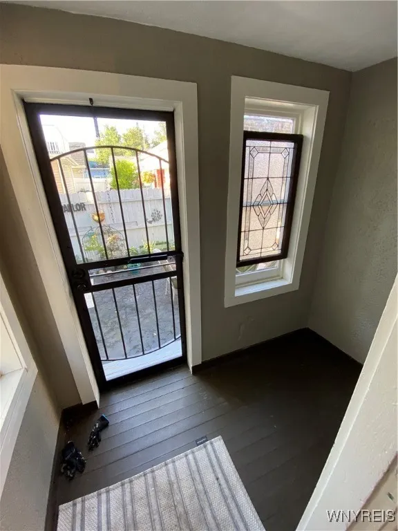 173 Whitney Place, Buffalo, New York 14201, Buffalo, New York 14201, 1 Bedroom Bedrooms, 3 Rooms Rooms,1 BathroomBathrooms,Residential Lease,For Rent,173 Whitney Place, Buffalo, New York 14201,B1631993