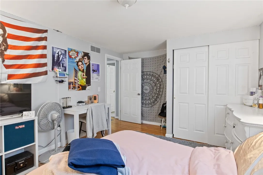 15 Whitney Farms Circle, Perinton, New York 14450, Perinton, New York 14450, 4 Bedrooms Bedrooms, 9 Rooms Rooms,2 BathroomsBathrooms,Residential,Closed,15 Whitney Farms Circle, Perinton, New York 14450,0,R1630582