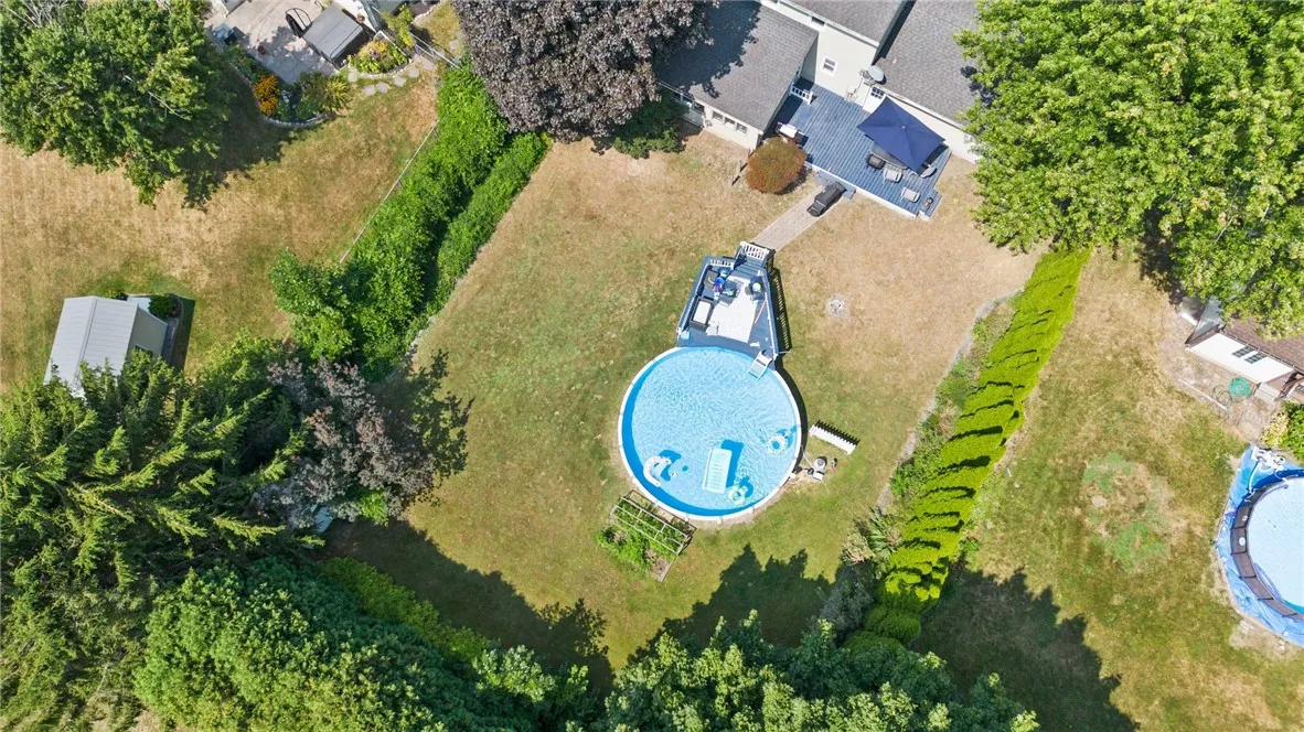 15 Whitney Farms Circle, Perinton, New York 14450, Perinton, New York 14450, 4 Bedrooms Bedrooms, 9 Rooms Rooms,2 BathroomsBathrooms,Residential,Closed,15 Whitney Farms Circle, Perinton, New York 14450,0,R1630582