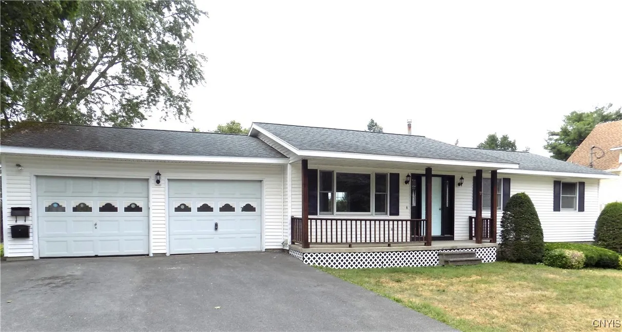 7 6th Street, Whitestown, New York 13495, Whitestown, New York 13495, 3 Bedrooms Bedrooms, 6 Rooms Rooms,1 BathroomBathrooms,Residential,Closed,7 6th Street, Whitestown, New York 13495,0,S1628906