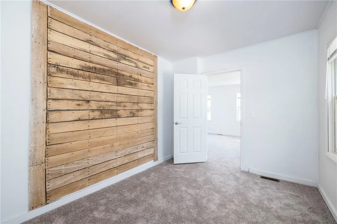 859 Clevenger Rd, Ontario, New York 14519, Ontario, New York 14519, 3 Bedrooms Bedrooms, 6 Rooms Rooms,2 BathroomsBathrooms,Residential Lease,For Rent,859 Clevenger Rd, Ontario, New York 14519,R1631916