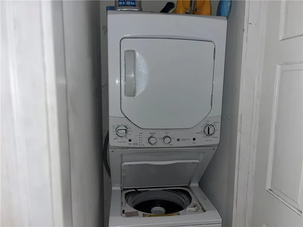 27 Follett Street, Otego, New York 13825, Otego, New York 13825, 1 Bedroom Bedrooms, 4 Rooms Rooms,1 BathroomBathrooms,Residential Lease,For Rent,27 Follett Street, Otego, New York 13825,R1631596