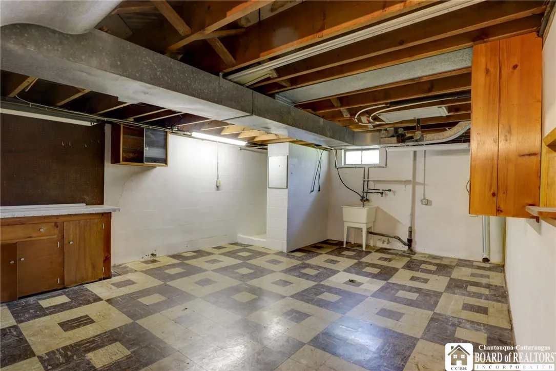 Laundry area...shower stall