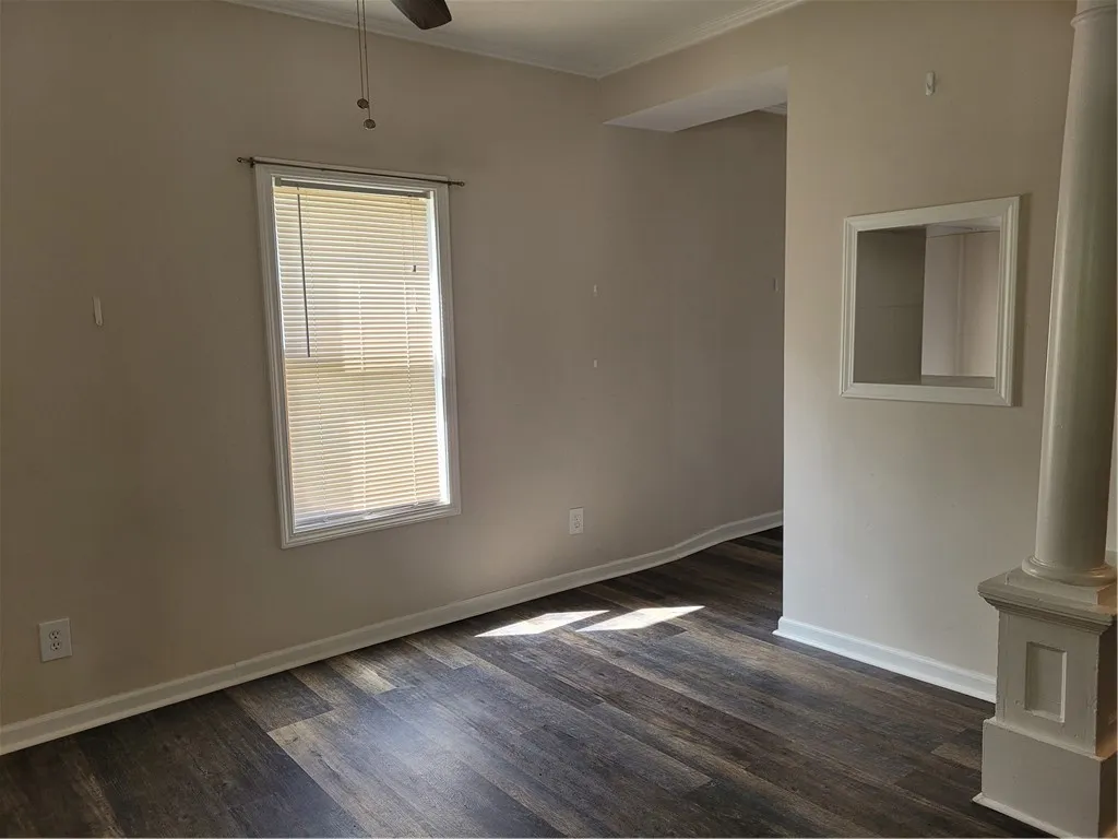 Dining area leading into the kitchen