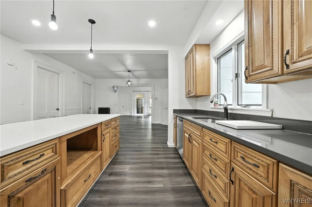 3571 Fruit Avenue, Ridgeway, New York 14103, Ridgeway, New York 14103, 4 Bedrooms Bedrooms, 9 Rooms Rooms,2 BathroomsBathrooms,Residential,Closed,3571 Fruit Avenue, Ridgeway, New York 14103,0,B1630949