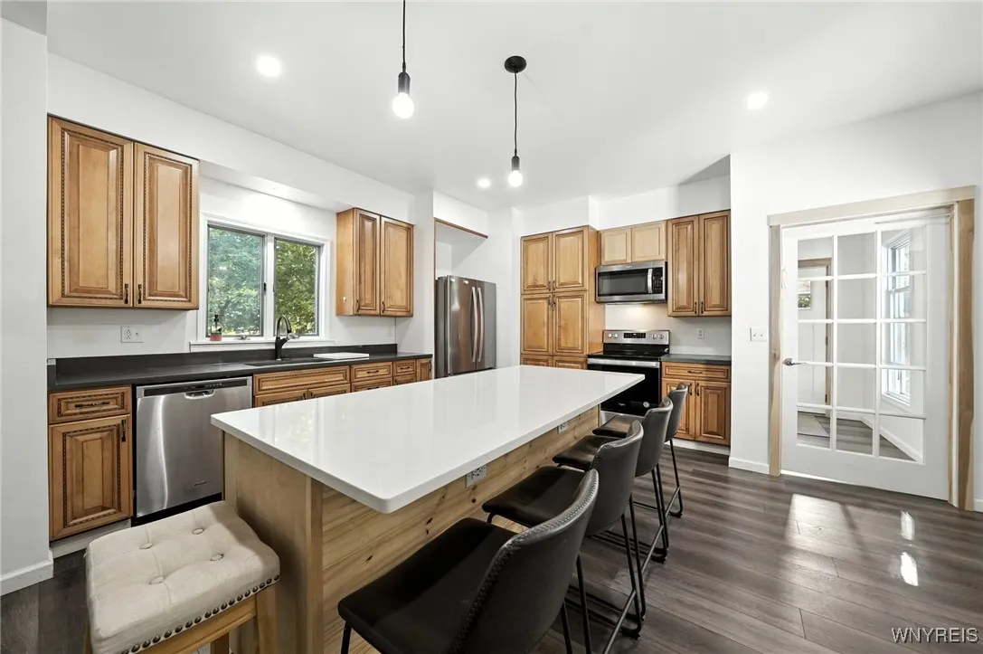 3571 Fruit Avenue, Ridgeway, New York 14103, Ridgeway, New York 14103, 4 Bedrooms Bedrooms, 9 Rooms Rooms,2 BathroomsBathrooms,Residential,Closed,3571 Fruit Avenue, Ridgeway, New York 14103,0,B1630949