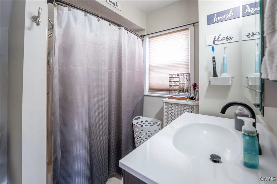 240 Church Street, Little Falls City, New York 133, Little Falls City, New York 13365, 3 Bedrooms Bedrooms, 9 Rooms Rooms,1 BathroomBathrooms,Residential,Closed,240 Church Street, Little Falls City, New York 133,0,S1632071