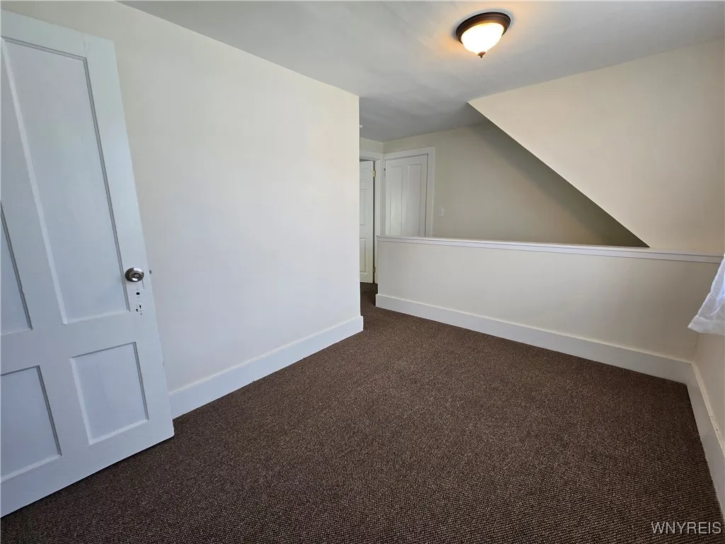 second floor bonus room