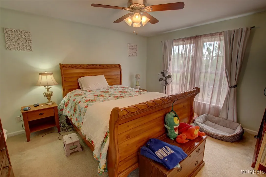 6023 Shoreham Drive, Hamburg, New York 14085, Hamburg, New York 14085, 4 Bedrooms Bedrooms, 9 Rooms Rooms,1 BathroomBathrooms,Residential,For Sale,6023 Shoreham Drive, Hamburg, New York 14085,0,B1631785
