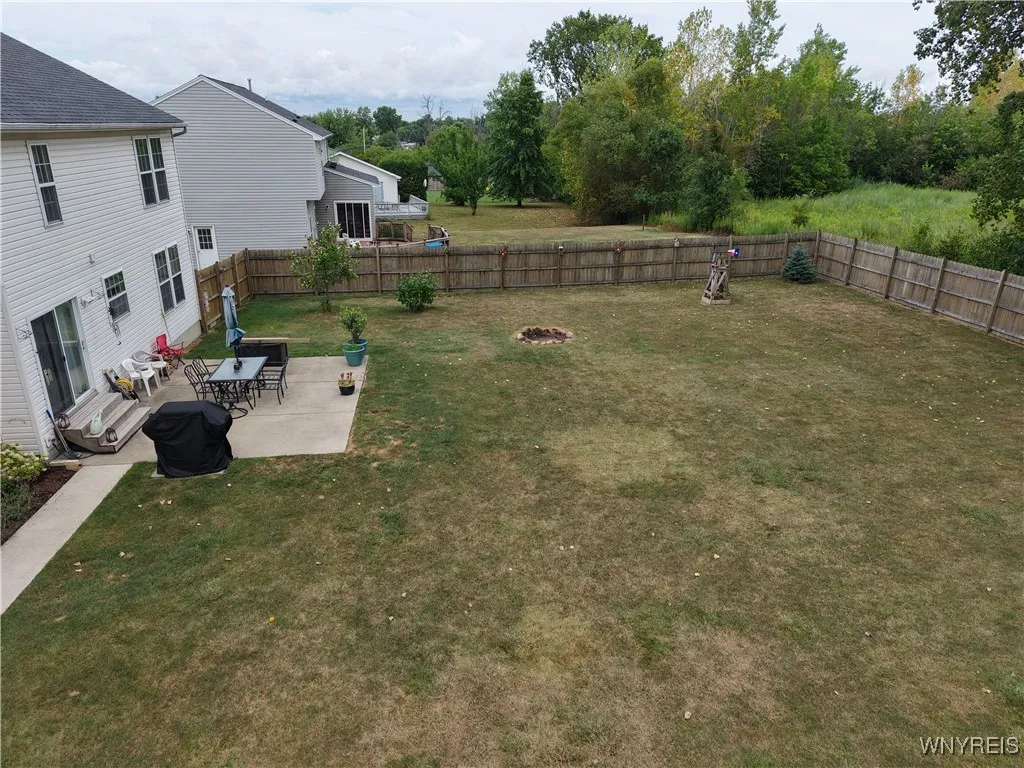 6023 Shoreham Drive, Hamburg, New York 14085, Hamburg, New York 14085, 4 Bedrooms Bedrooms, 9 Rooms Rooms,1 BathroomBathrooms,Residential,For Sale,6023 Shoreham Drive, Hamburg, New York 14085,0,B1631785