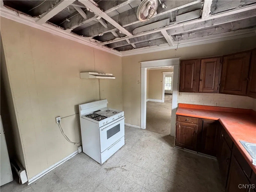 301 Keyes Avenue, Watertown City, New York 13601, Watertown City, New York 13601, 4 Bedrooms Bedrooms, ,2 BathroomsBathrooms,Residential,Closed,301 Keyes Avenue, Watertown City, New York 13601,0,S1632084