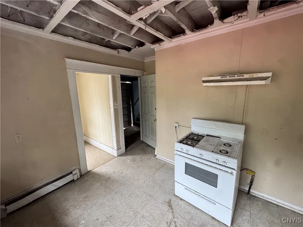 301 Keyes Avenue, Watertown City, New York 13601, Watertown City, New York 13601, 4 Bedrooms Bedrooms, ,2 BathroomsBathrooms,Residential,Closed,301 Keyes Avenue, Watertown City, New York 13601,0,S1632084