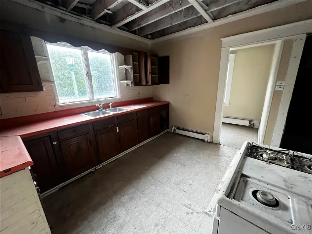 301 Keyes Avenue, Watertown City, New York 13601, Watertown City, New York 13601, 4 Bedrooms Bedrooms, ,2 BathroomsBathrooms,Residential,Closed,301 Keyes Avenue, Watertown City, New York 13601,0,S1632084