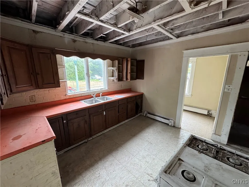 301 Keyes Avenue, Watertown City, New York 13601, Watertown City, New York 13601, 4 Bedrooms Bedrooms, ,2 BathroomsBathrooms,Residential,Closed,301 Keyes Avenue, Watertown City, New York 13601,0,S1632084