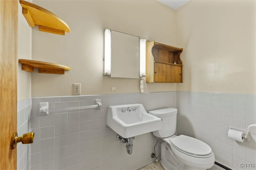 Tiled bath