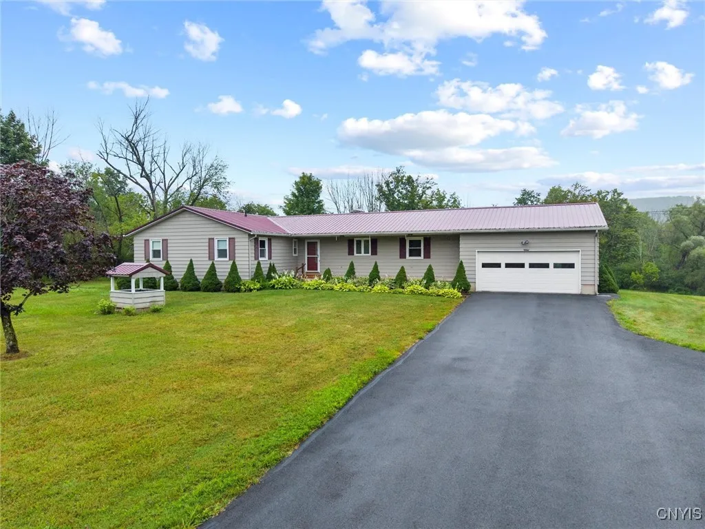 3289 Sevier Road, Marcellus, New York 13108, Marcellus, New York 13108, 4 Bedrooms Bedrooms, 9 Rooms Rooms,3 BathroomsBathrooms,Residential,Closed,3289 Sevier Road, Marcellus, New York 13108,0,S1632016